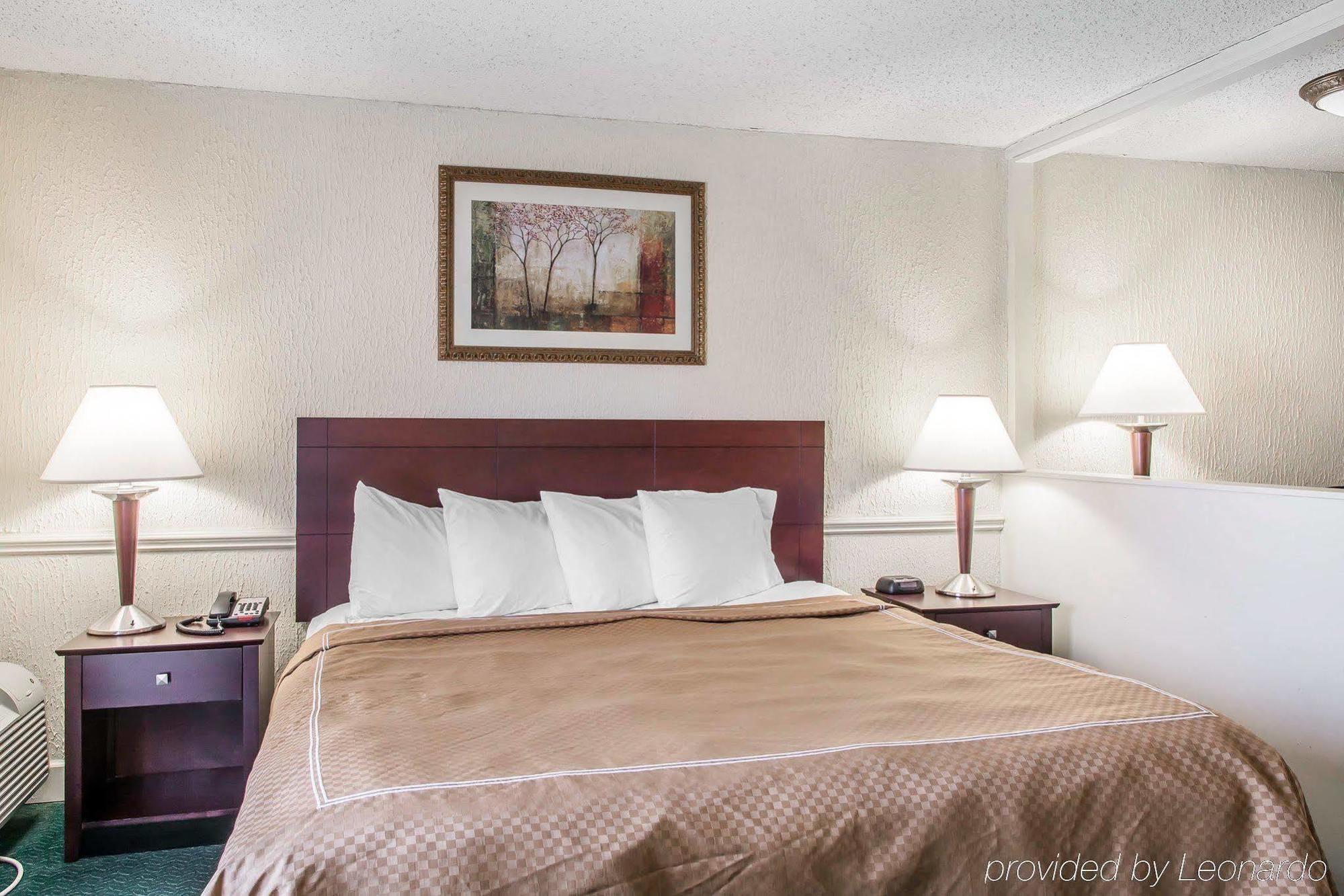 The Blu Hotel Blue Ash Cincinnati, Ascend Hotel Collection Exterior photo
