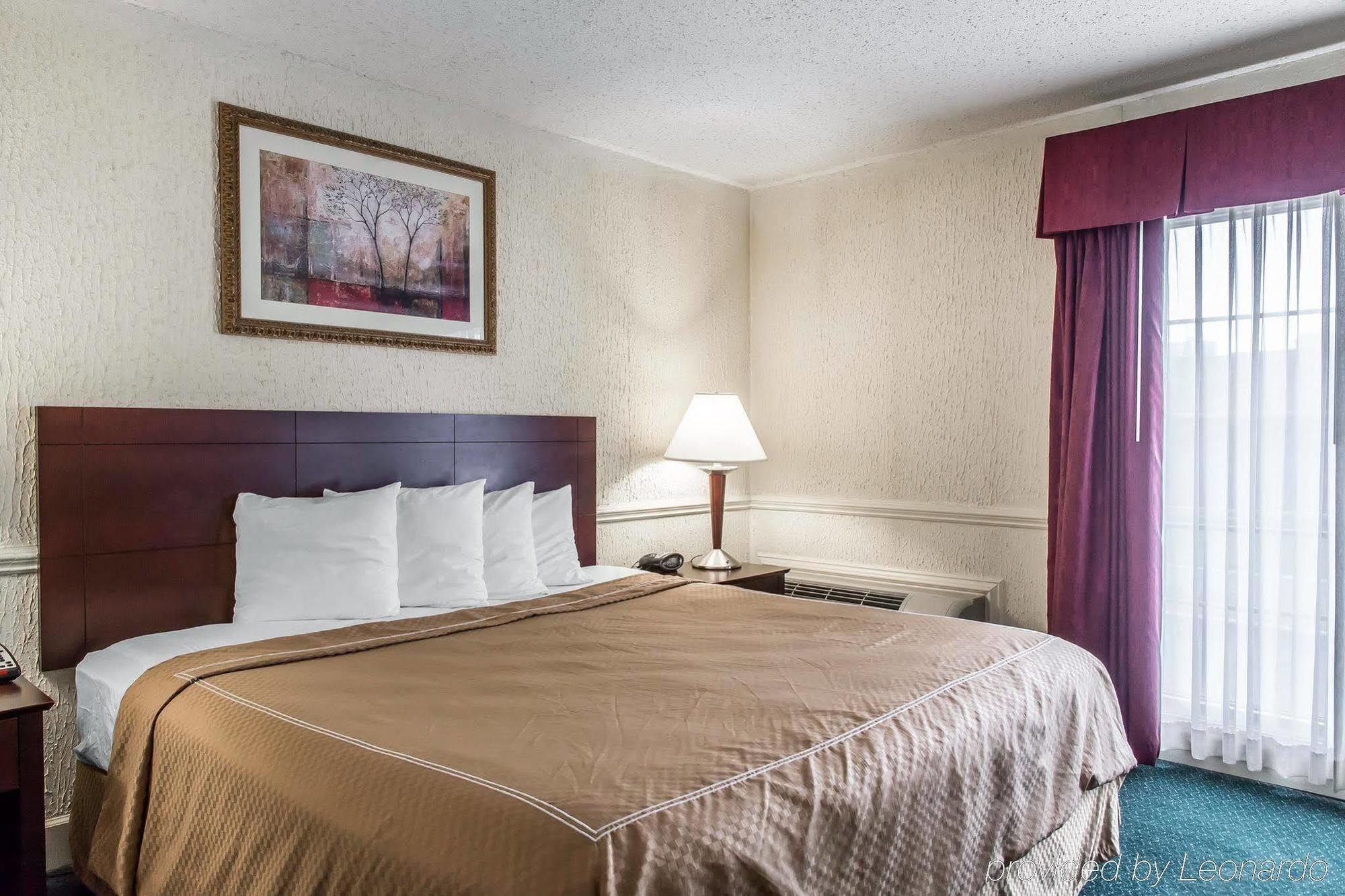 The Blu Hotel Blue Ash Cincinnati, Ascend Hotel Collection Exterior photo