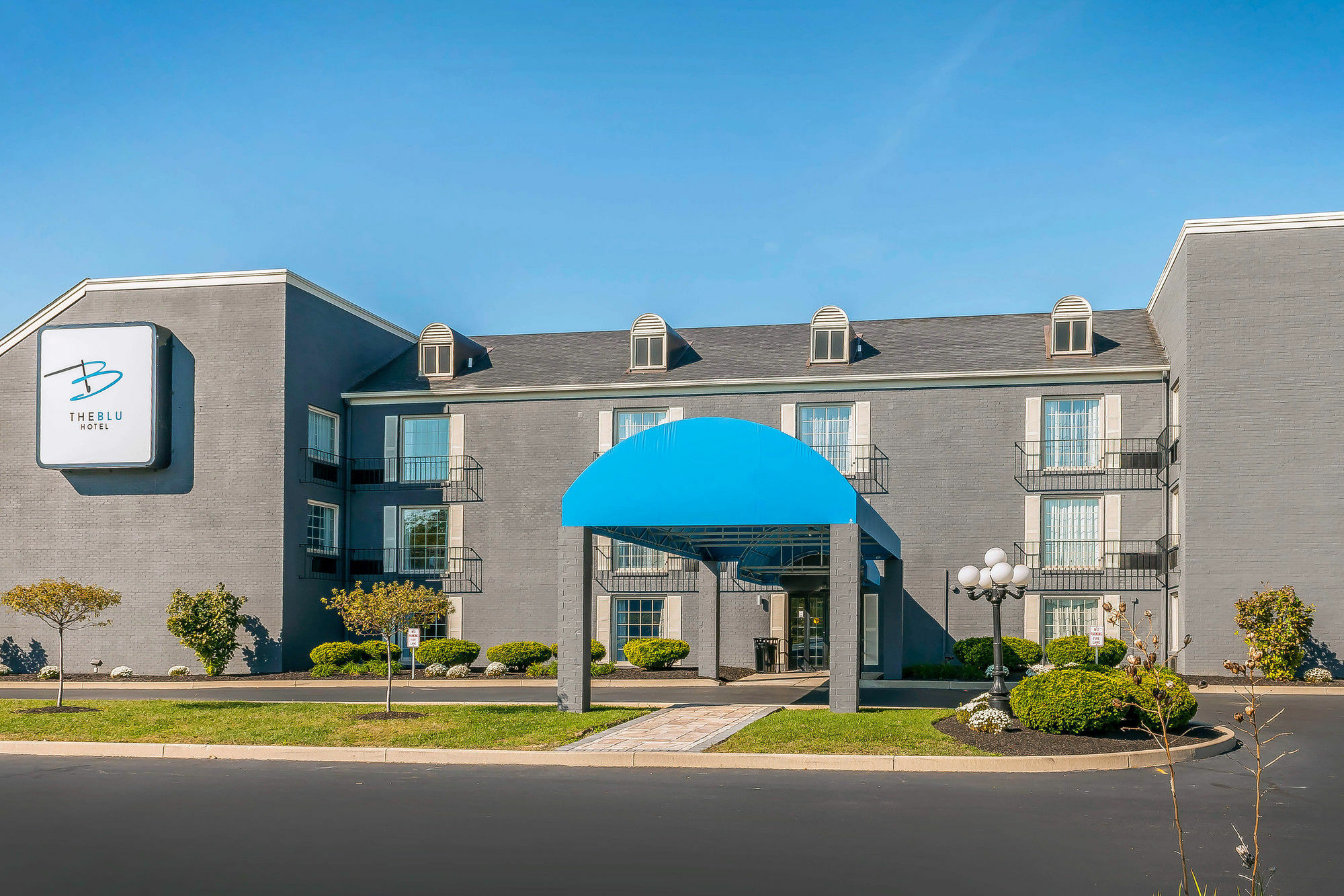 The Blu Hotel Blue Ash Cincinnati, Ascend Hotel Collection Exterior photo