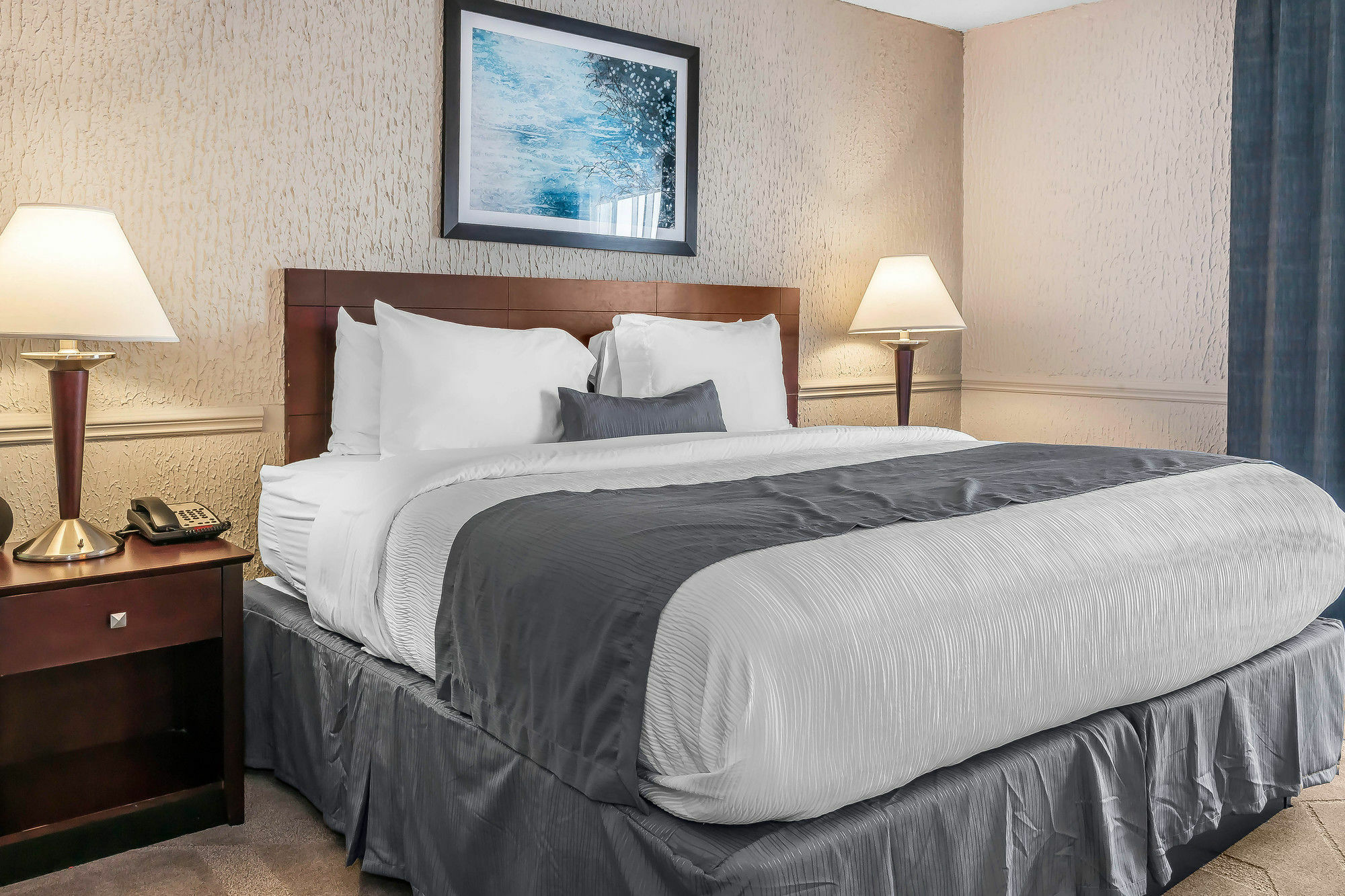 The Blu Hotel Blue Ash Cincinnati, Ascend Hotel Collection Exterior photo