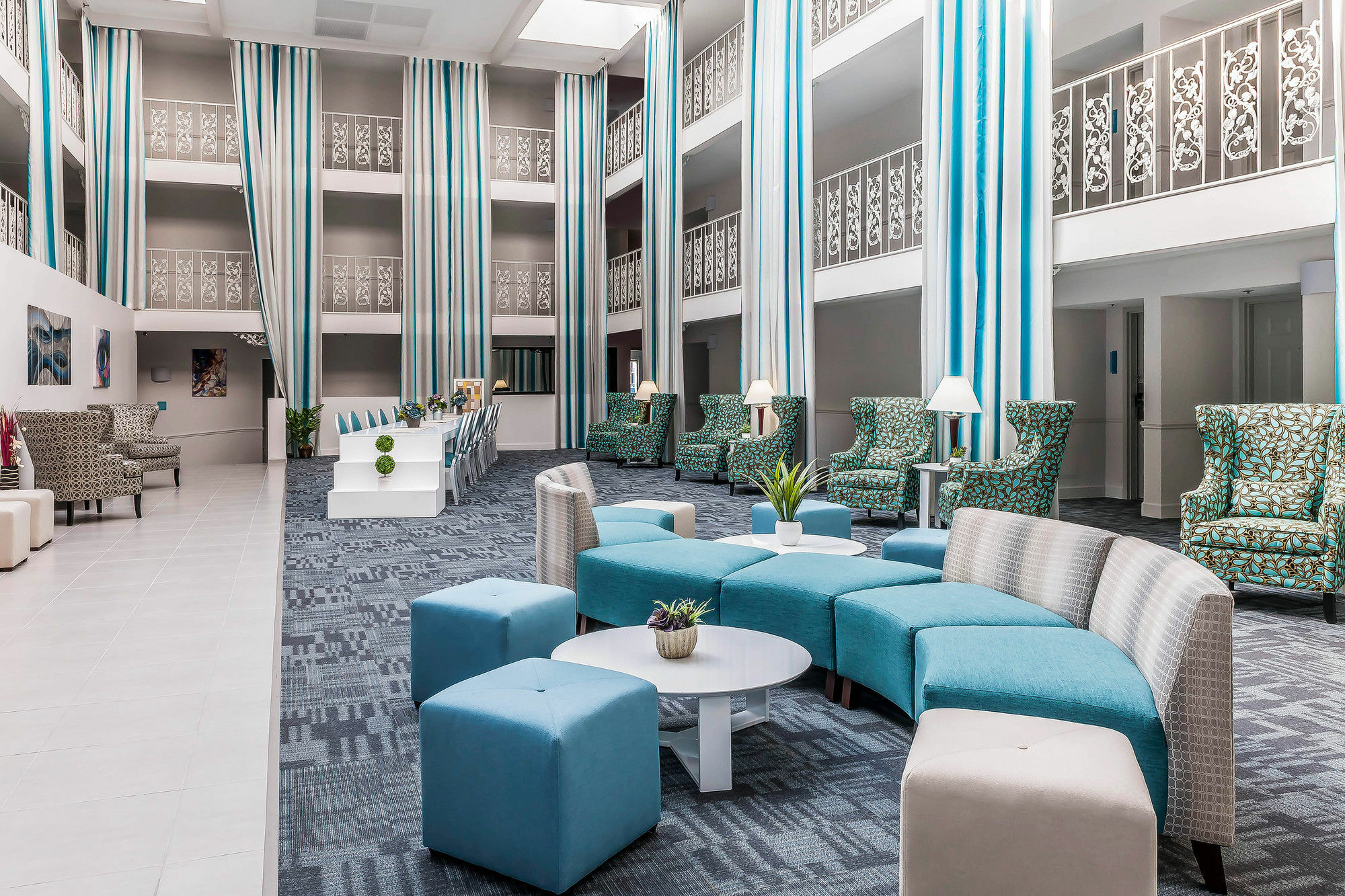 The Blu Hotel Blue Ash Cincinnati, Ascend Hotel Collection Exterior photo
